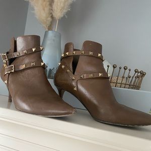 Genuine Tan Valentino Booties